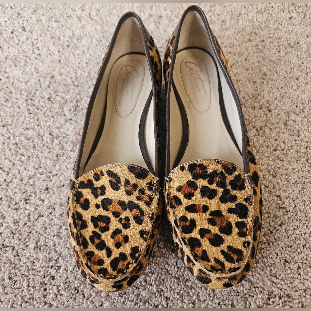Arturo Chiang Leopard-Print Loafers in Brown and Black